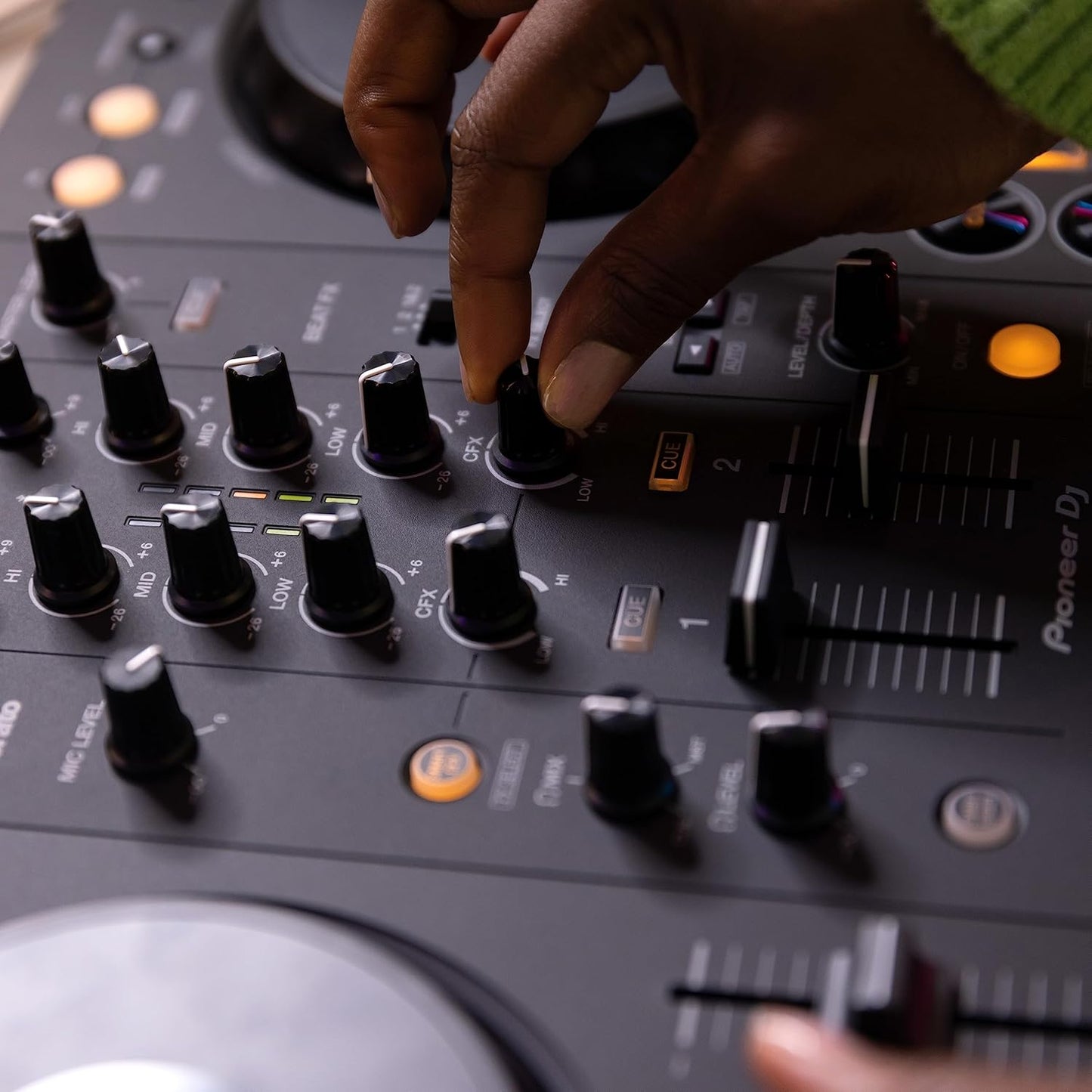 DJ DDJ-FLX4 2-Deck Controller – Graphite